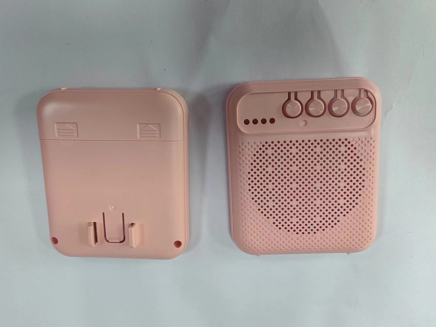 扩音器